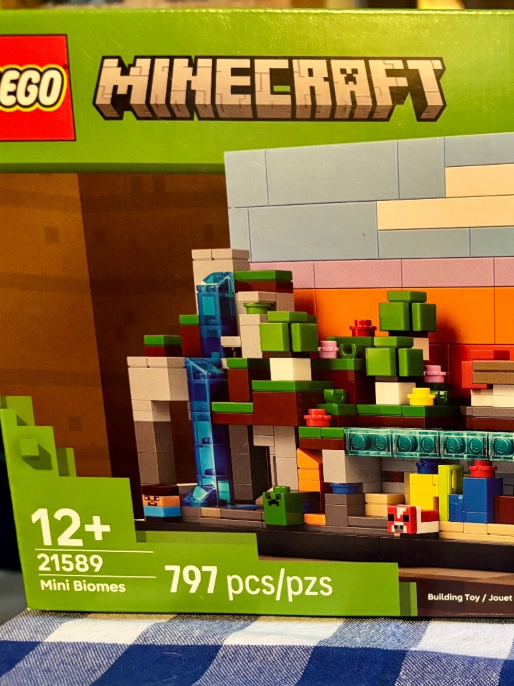 LEGO MINECRAFT "Mini Biomes" 21589 UNOPENED